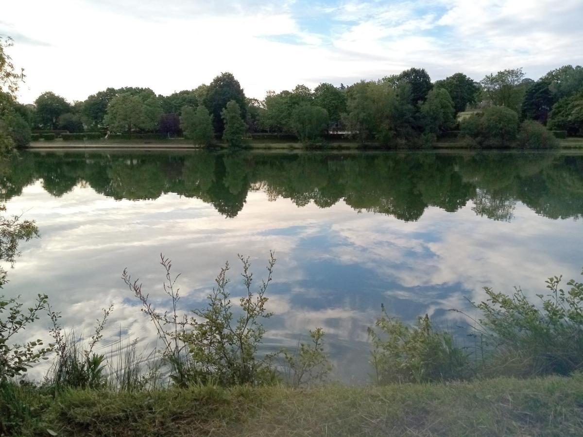 By The Lake La Trinite-Porhoet Exteriör bild